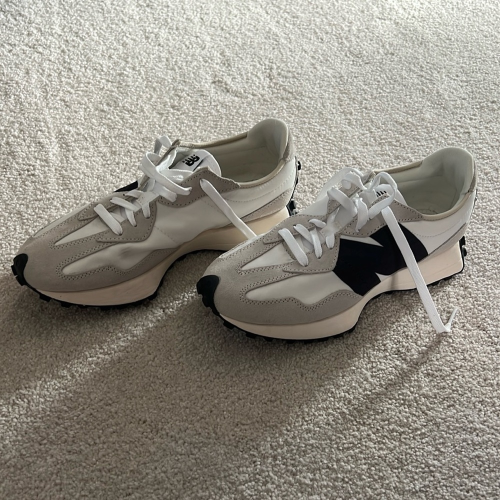 New balance 327 sneaker